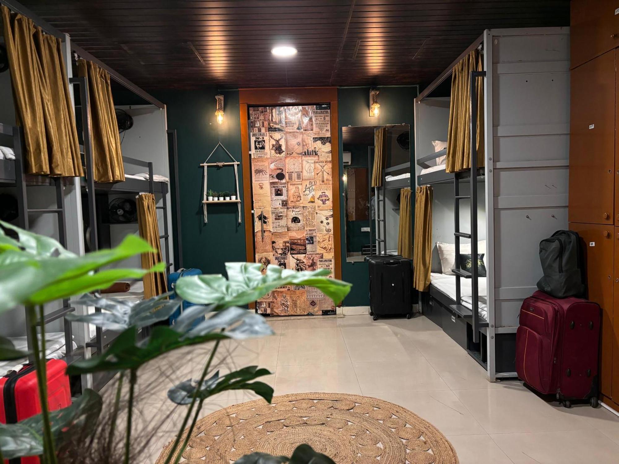 Forrest Hostels Mumbai Kültér fotó