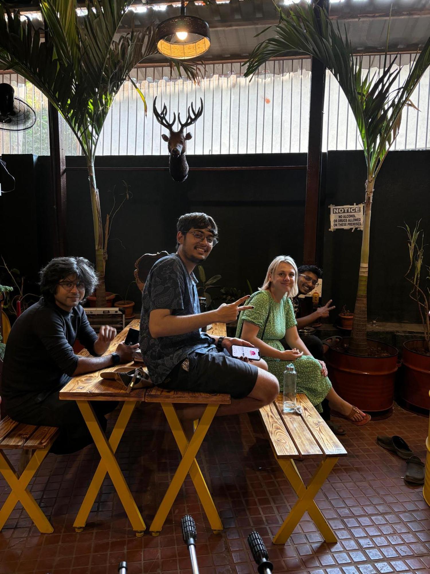Forrest Hostels Mumbai Kültér fotó